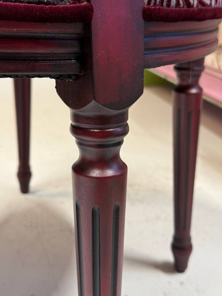 Стул Медальон с подлокотниками Лувр